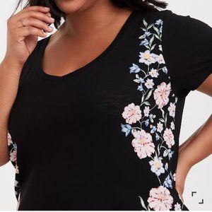 Black Classic Fit Side Floral Tee